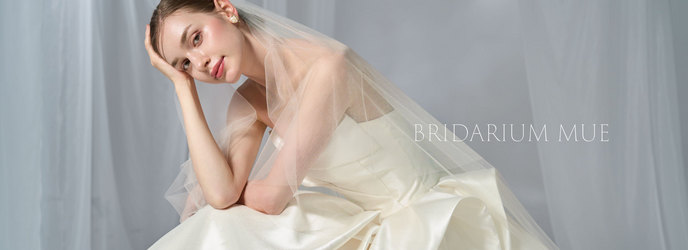 ロイヤルパークホテル 衣裳画像 1-1