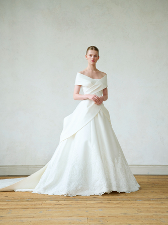 ホテルオークラ神戸 衣裳画像 1-1