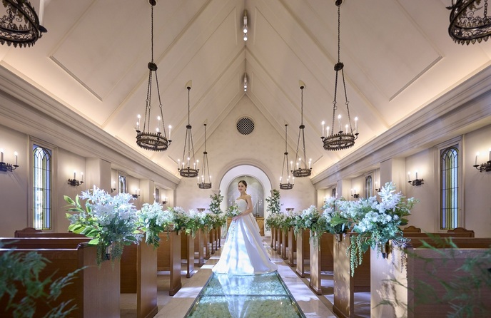 仙台ロイヤルパークホテル チャペル(美しさが際立つ「白薔薇のバージンロード)画像 1