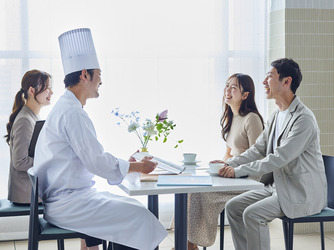 アニヴェルセル 江坂(新大阪) 料理・ケーキ1画像 2-1