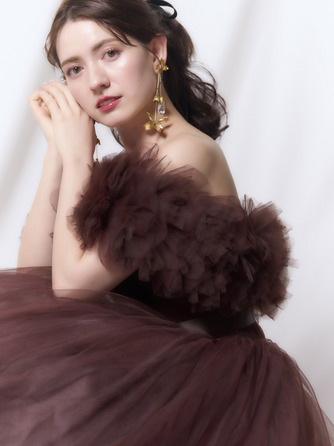 アニヴェルセル 江坂(新大阪) 衣裳画像 2-1