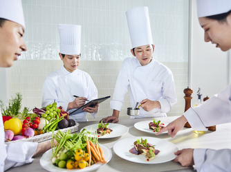 アニヴェルセル 白壁 料理・ケーキ1画像 2-4