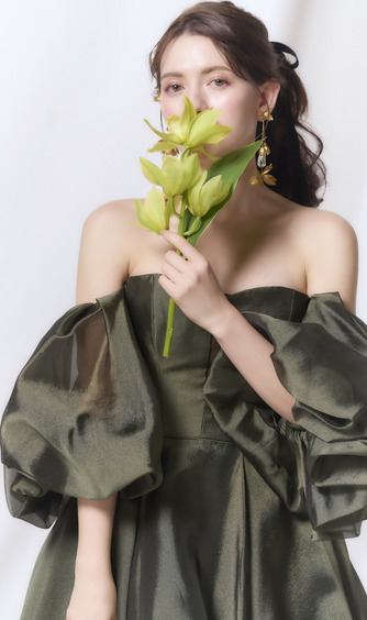 アニヴェルセル 白壁 衣裳2画像 2-1