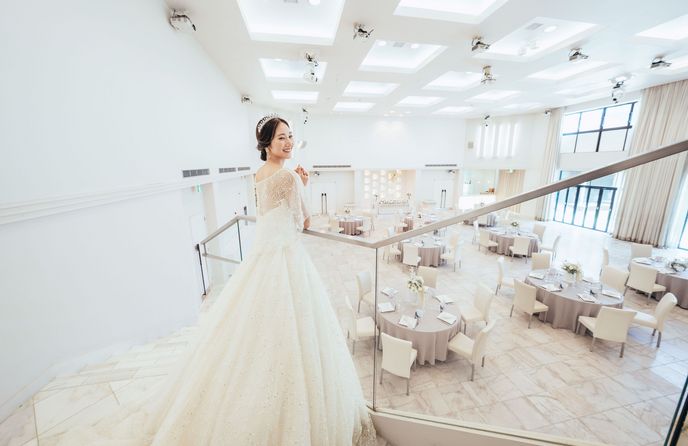 アルカーサル ビエントス メインダイニング(披露宴会場)画像 1