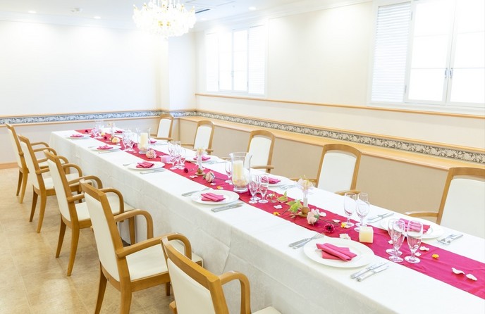 Only One Wedding サンパレス 会食会場画像 1