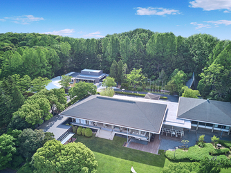 迎賓館 遮る物のない広い空と緑一面の景色が広がる画像 2-2