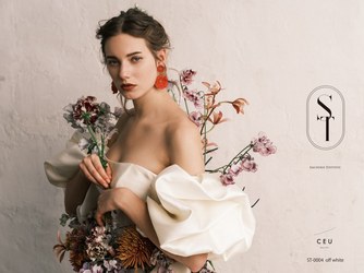 ANAクラウンプラザホテル広島 衣裳画像 1-2