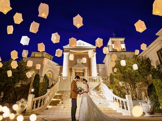 ア・ラ・モード パレ&ザ・リゾート 青空と緑に祝福されたウエディングステージ画像 2-4