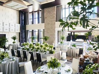 ア・ラ・モード パレ&ザ・リゾート 【リゾート】上質なおもてなしウエディング画像 2-1