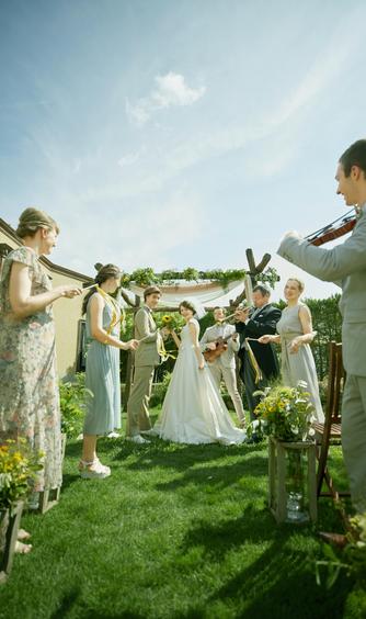 ア・ラ・モード パレ&ザ・リゾート 教会(【ルミエル】ガーデンチャペル)画像 2-1