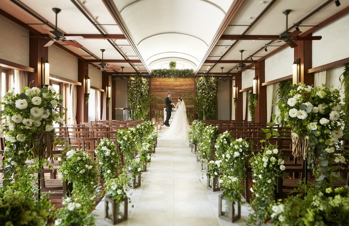 ア・ラ・モード パレ&ザ・リゾート チャペル(森のチャペル【ラヴェイユ】)画像 1