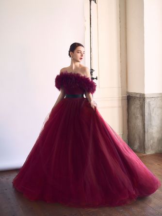 HILLTOP THE SQUARE (ヒルトップ ザ スクエア) 衣裳画像 2-1