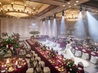 帝国ホテル 東京 華やかなシャンデリアが魅力【富士の間】画像 2-2