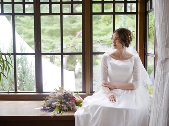 フェリーチェガーデン日比谷(日比谷公園内) 衣裳画像 2-2