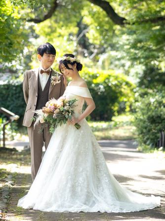 フェリーチェガーデン日比谷(日比谷公園内) 衣裳画像 1-2