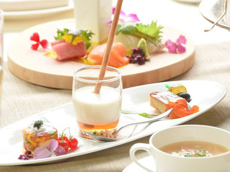 Geo World VIP(ジオ・ワールド ビップ) 料理・ケーキ1画像 2-2