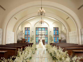 アイネス ヴィラノッツェ 大阪 セレモニースペース(緑・光あふれるガーデン挙式)画像 2-2