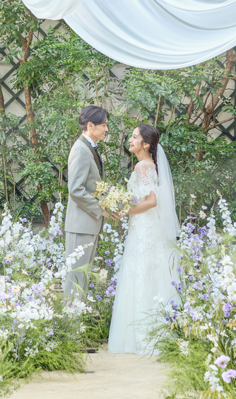 アイネス ヴィラノッツェ 大阪 セレモニースペース(緑・光あふれるガーデン挙式)画像 2-1