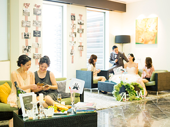 ALCAZAR AVVIO(アルカーサル・アヴィオ) 披露宴会場画像 2-2