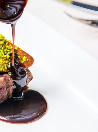 ALCAZAR AVVIO(アルカーサル・アヴィオ) 料理・ケーキ1画像 1-2