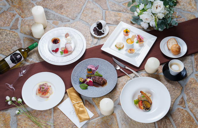 ALCAZAR AVVIO(アルカーサル・アヴィオ) 料理・ケーキ2画像 1