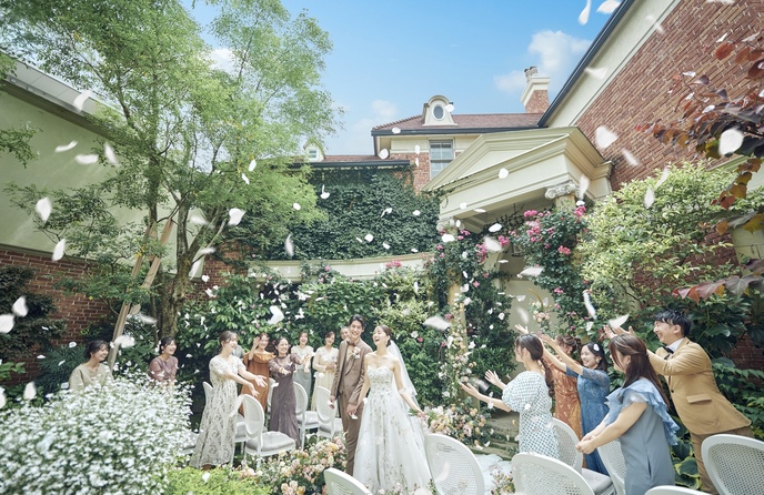 Wedding of Legend GLASTONIA(グラストニア) 貸切の披露宴会場『フォルトゥナ』画像 1