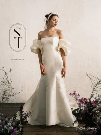 リーガロイヤルホテル広島 衣裳画像 2-1