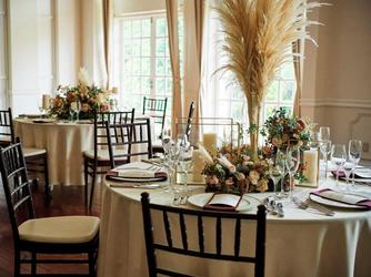 ensoleille(アンソレイユ) 【パーティ会場】ガーデン隣接の明るい会場画像 2-1