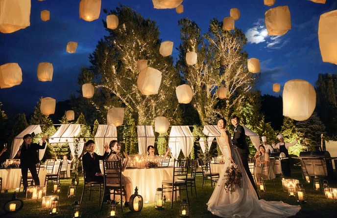 ensoleille(アンソレイユ) まるで海外映画のようなナイトウエディング画像 1