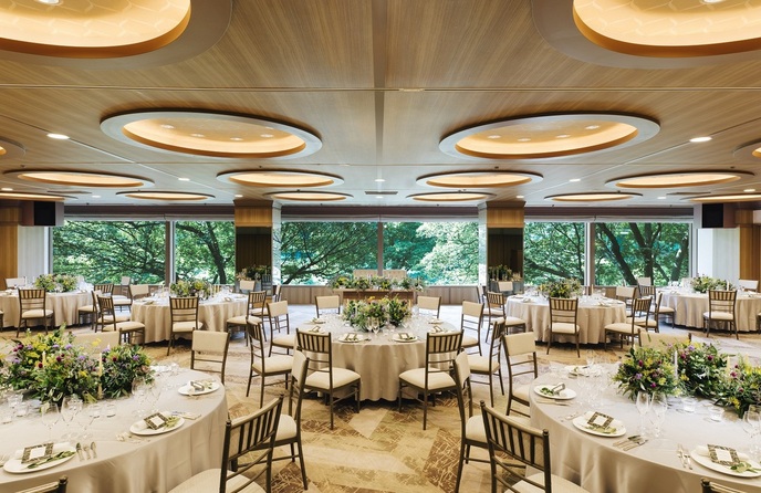 ホテル椿山荘東京 22年リニューアル!森に囲まれた会場「響」画像 1