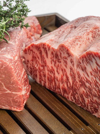 ホテルニューオータニ高岡 料理・ケーキ2画像 1-2