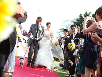 ガーデンレストラン メープルヒル(Maple Hill) セレモニースペース(ガーデン(チャペル式))画像 2-3