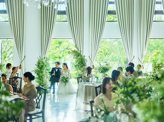 アーセンティア迎賓館 高崎 白を基調とした内装はどんな装飾にもマッチ画像 2-2