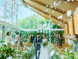 アーセンティア迎賓館 高崎 チャペル(煌く滝と光、緑が祝福する独立型チャペル)画像 2-3