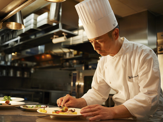 アーセンティア迎賓館 大阪 スタッフ2画像 2-2