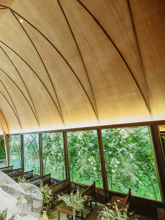 アーセンティア迎賓館 大阪 チャペル(五感で感じる木緑のチャペル『TOKI』)画像 1-2