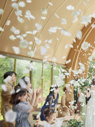 アーセンティア迎賓館 大阪 チャペル(ゲストとの温もりを感じるナチュラルW)画像 1-1