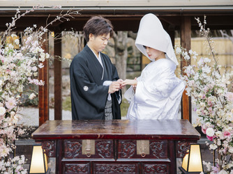 GARDEN RESTAURANT TOKUGAWAEN(ガーデンレストラン徳川園) セレモニースペース(シンボルツリーが祝福/エントランス挙式)画像 2-1