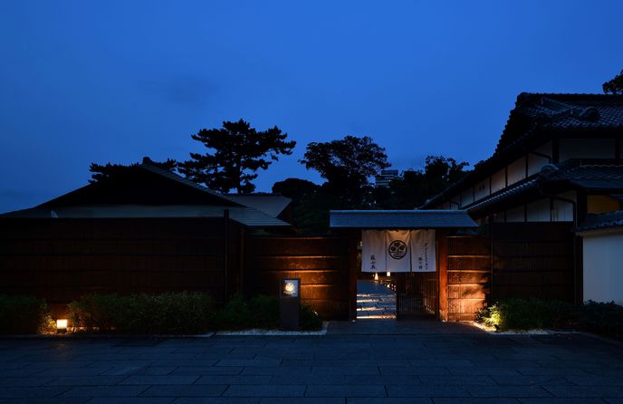 GARDEN RESTAURANT TOKUGAWAEN(ガーデンレストラン徳川園) 幻想的なナイトウエディングも対応可能画像 1