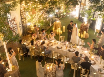 アルモニーアンブラッセ イットハウス ラグジュアリーな雰囲気漂うナイトパーティ画像 2-4