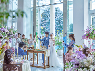 ベイサイド迎賓館 神戸 白基調の内装はどんな装飾も美しく魅せる画像 2-2