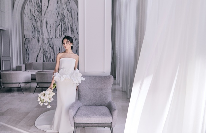 ベイサイド迎賓館 神戸 衣裳2画像 1