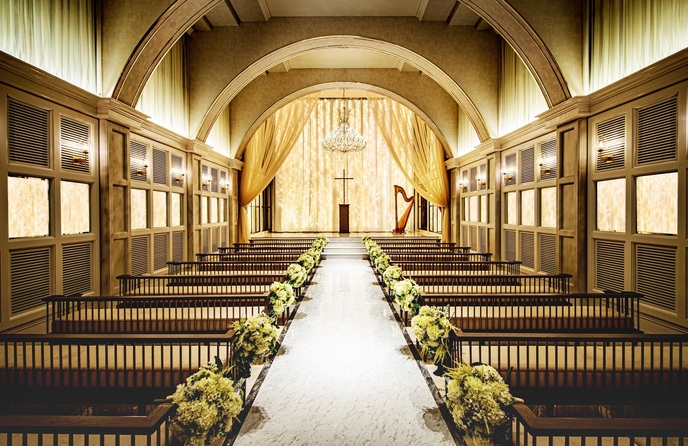 北山迎賓館 チャペル(煌めく光に包まれたイルミネーション装飾)画像 1