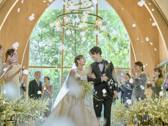 アクアテラス迎賓館 新横浜 チャペル(柔らかな光が差し込む最上階のチャペル)画像 2-4