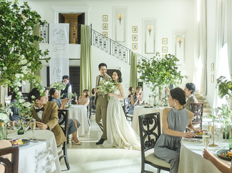 アクアテラス迎賓館 新横浜 両側に広がる大階段付パーティ会場画像 2-3