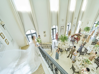 アクアテラス迎賓館 新横浜 両側に広がる大階段付パーティ会場画像 2-2