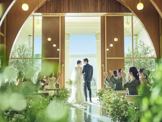 アクアテラス迎賓館 新横浜 チャペル(今夏生まれ変わる緑光溢れるチャペル)画像 2-3