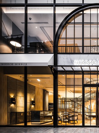 アクアテラス迎賓館 新横浜 衣裳3画像 1-1