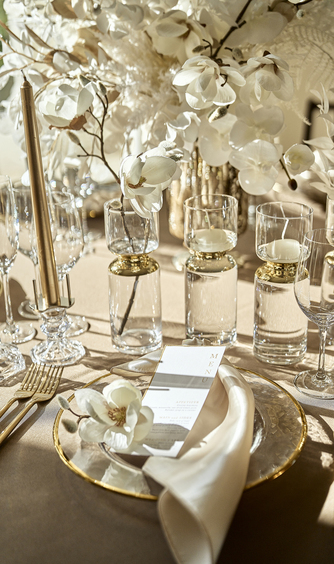 アクアガーデン迎賓館 沼津 衣裳2画像 2-1