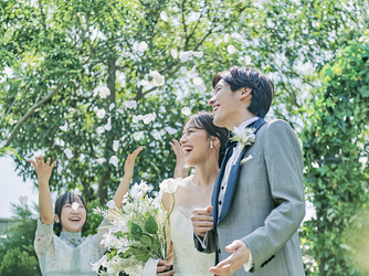 ベイサイド迎賓館 和歌山 セレモニースペース(当館の象徴たるチャペル前の大階段!)画像 2-3